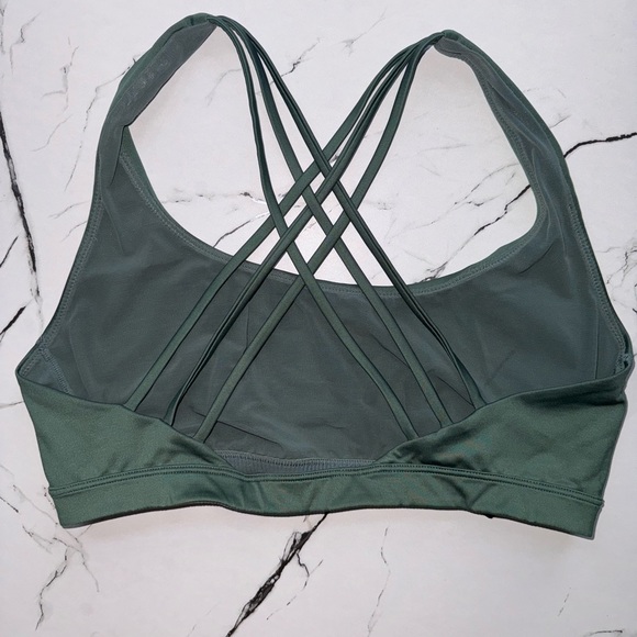 Victoria’s Secret Army Green Criss Cross Back Size Medium Sports Bra - Picture 2 of 3